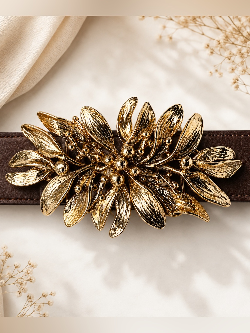 Vintage Leaf & Berries Gold Toned Belt Buckle
